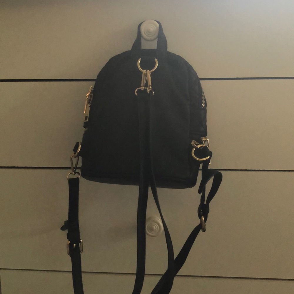 Purse - Picture 2 of 2